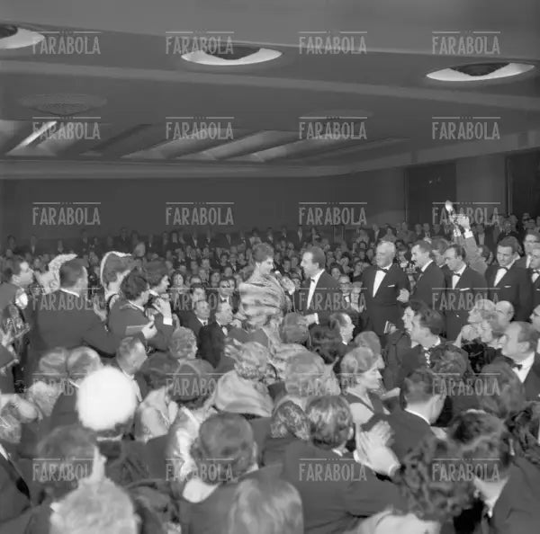 Sophia Loren alla prima del film la Ciociaria, Milano, 1960 - Farabola Immagine digitale