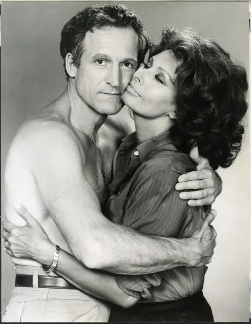 Sophia Loren e Daniel J. Travanti Ft 4445 - Stampa 27x37 cm - Farabola Stampa ai sali d'argento