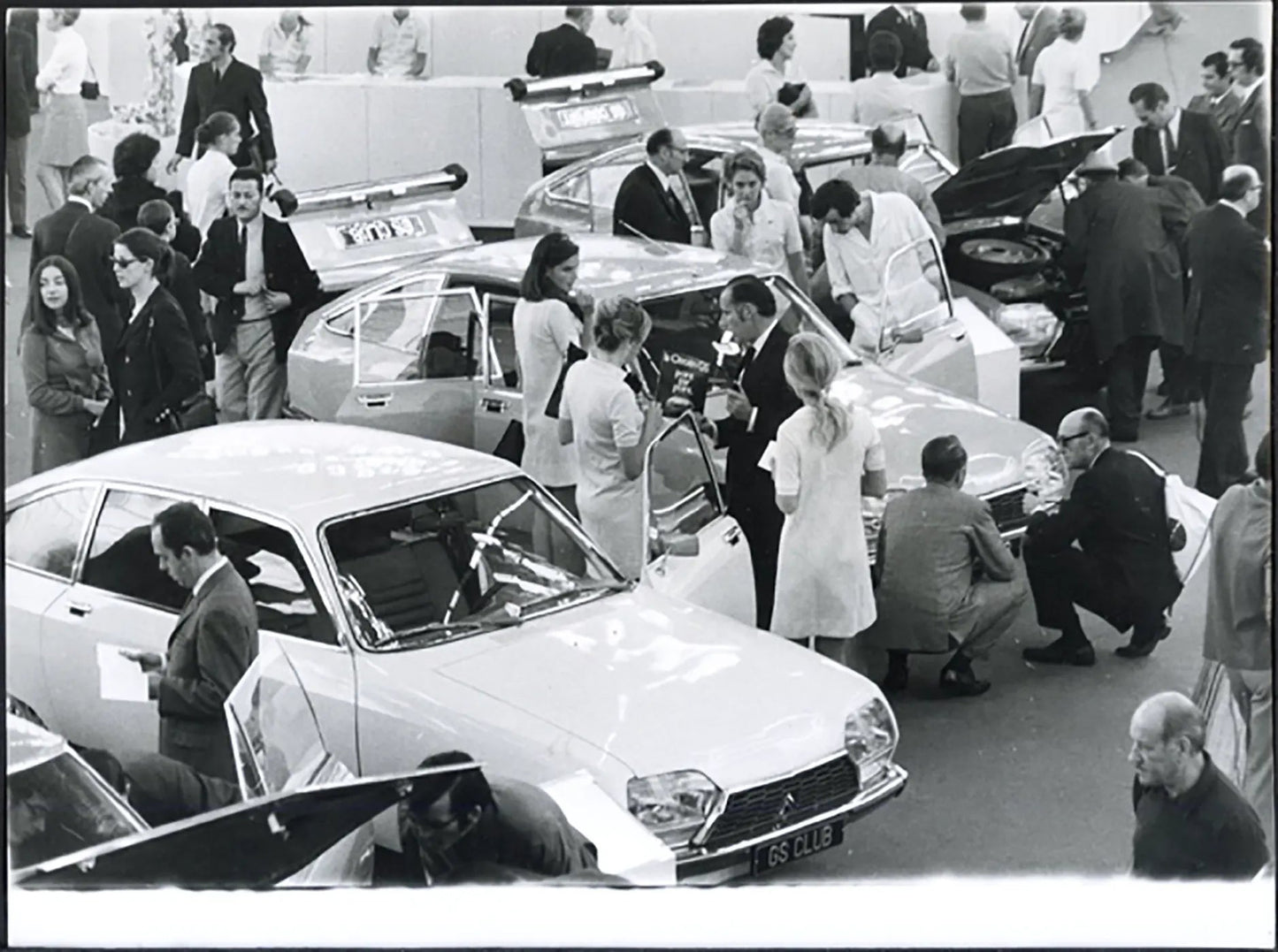 Stand Citroën Salone Auto Parigi 1970 Ft 36466 - Stampa 24x18 cm - Farabola Stampa ai sali d'argento