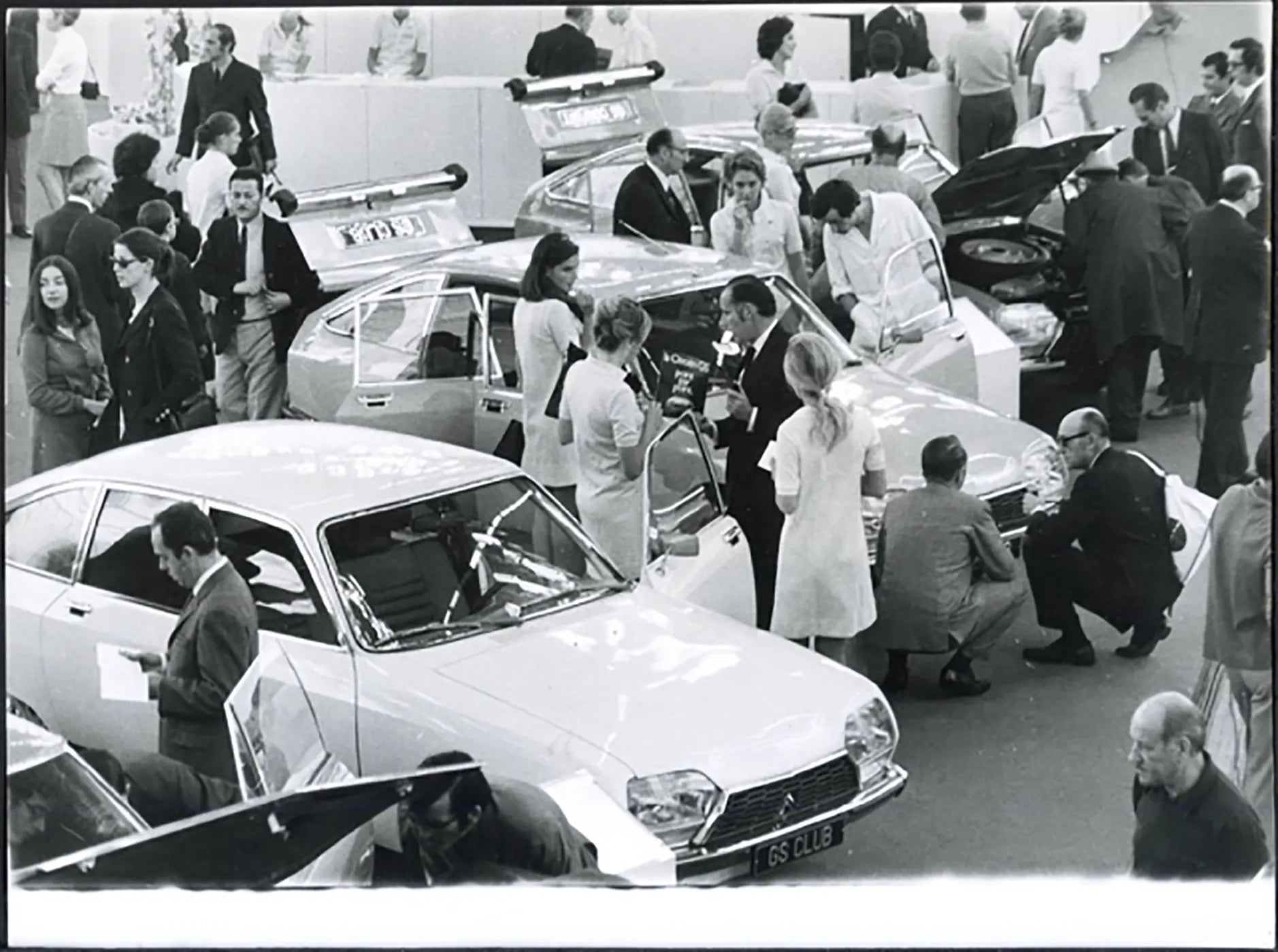 Stand Citroën Salone Auto Parigi 1970 Ft 36466 - Stampa 24x18 cm - Farabola Stampa ai sali d'argento