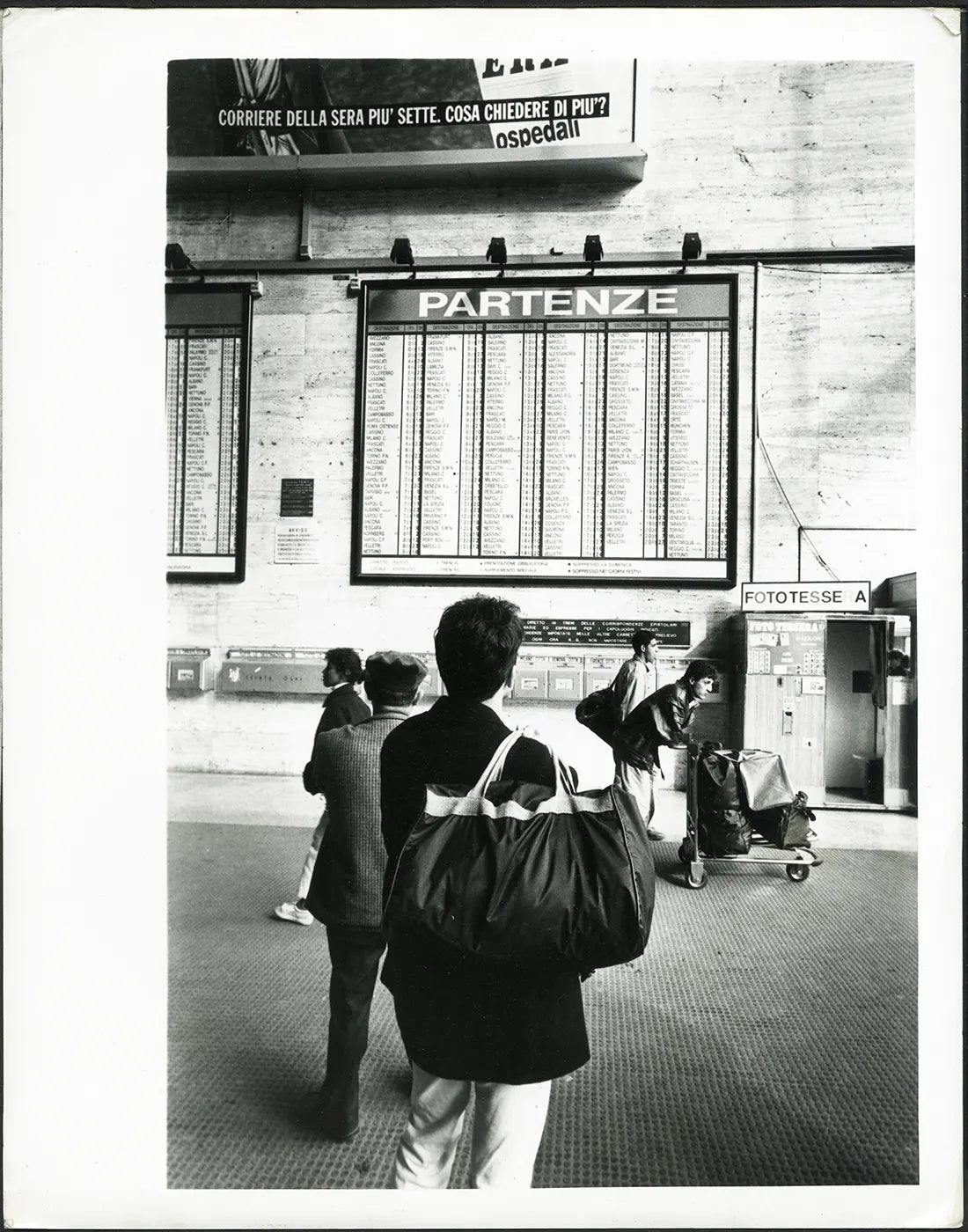 Stazione Termini Partenze anni 90 Ft 36105 - Stampa 20x30 cm - Farabola Stampa ai sali d'argento