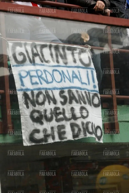 Striscione interista, Inter vs Chievo, 2010 - Farabola Immagine digitale