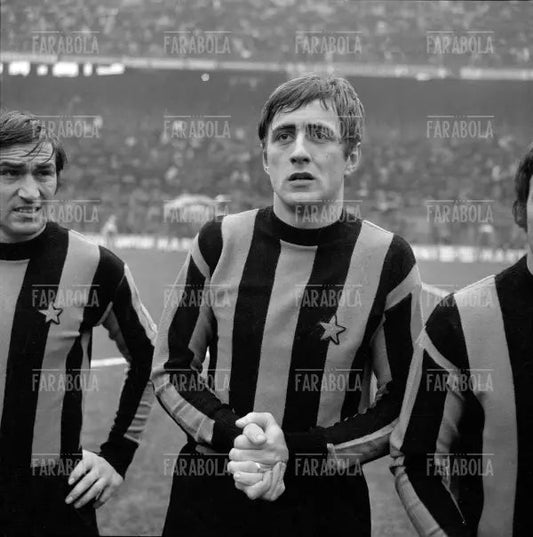 Tarcisio Burgnich e Mauro Bellugi, Inter vs Verona, 1971 - Farabola Immagine digitale