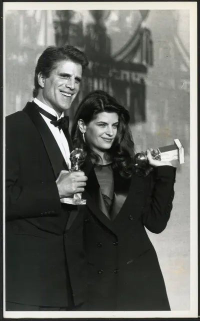 Ted Danson e Kirstie Alley Golden Globe Ft 36002 - Stampa 20x15 cm - Farabola Stampa ai sali d'argento