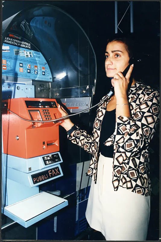 Telefono pubblico con fax 1998 Ft 37297 - Stampa 18x27 cm - Farabola Stampa in digitale