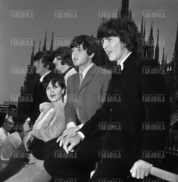 The Beatles al Duomo, Concerto dei Beatles, Milano, 1965 - Farabola Immagine digitale