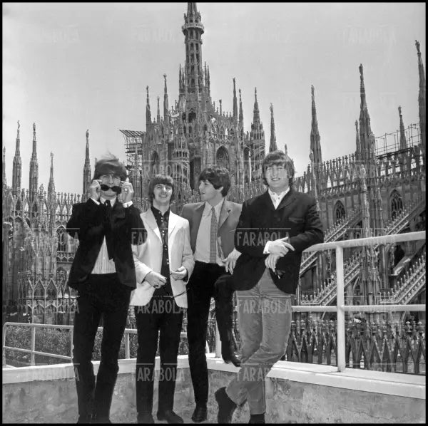 The Beatles al Duomo, Concerto dei Beatles, Milano, 1965 - Farabola Immagine digitale