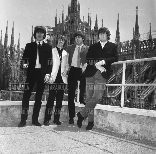 The Beatles al Duomo, Concerto dei Beatles, Milano, 1965 - Farabola Immagine digitale