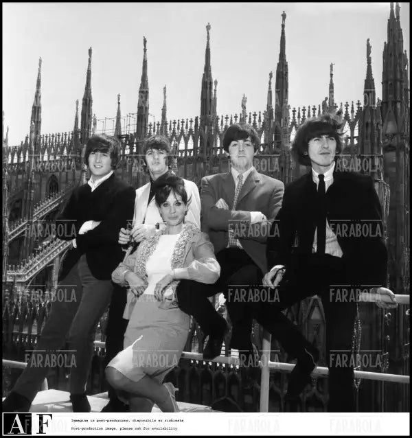 The Beatles al Duomo, Concerto dei Beatles, Milano, 1965 - Farabola Immagine digitale
