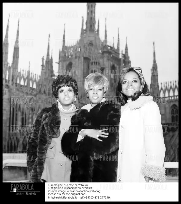 The Supremes al Duomo, Milano, 1968 - Farabola Immagine digitale