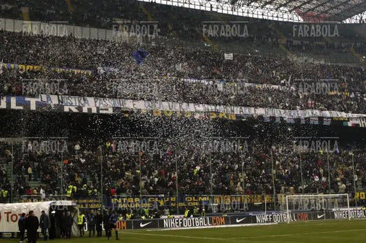 Tifosi dell'Inter, Inter vs Sampdoria, 2005 - Farabola Immagine digitale