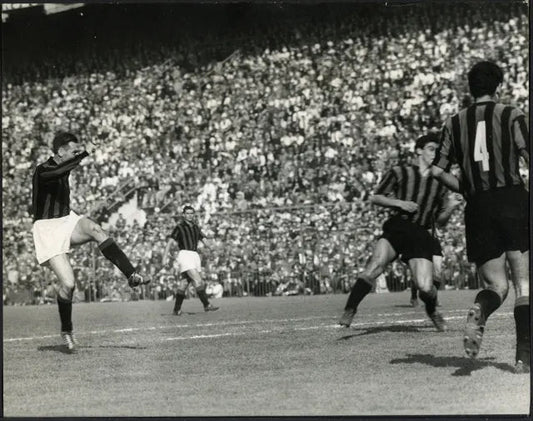 Tiro di Liedholm Inter - Milan 1961 Ft 4287 - Stampa 21x27 cm - Farabola Stampa ai sali d'argento