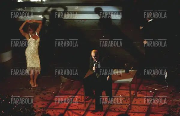 Tony Renis, Adriano Celentano e Simona Ventura, Festival di Sanremo, 2004 - Farabola Immagine digitale