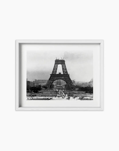 Torre Eiffel in costruzione, Parigi 1888 - Farabola Fotografia