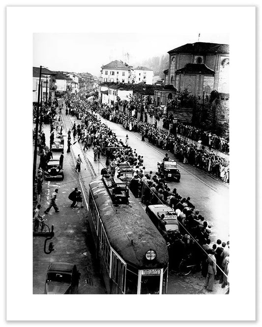 Traguardo di tappa a Torino, Giro d'Italia 1948 - Farabola Fotografia