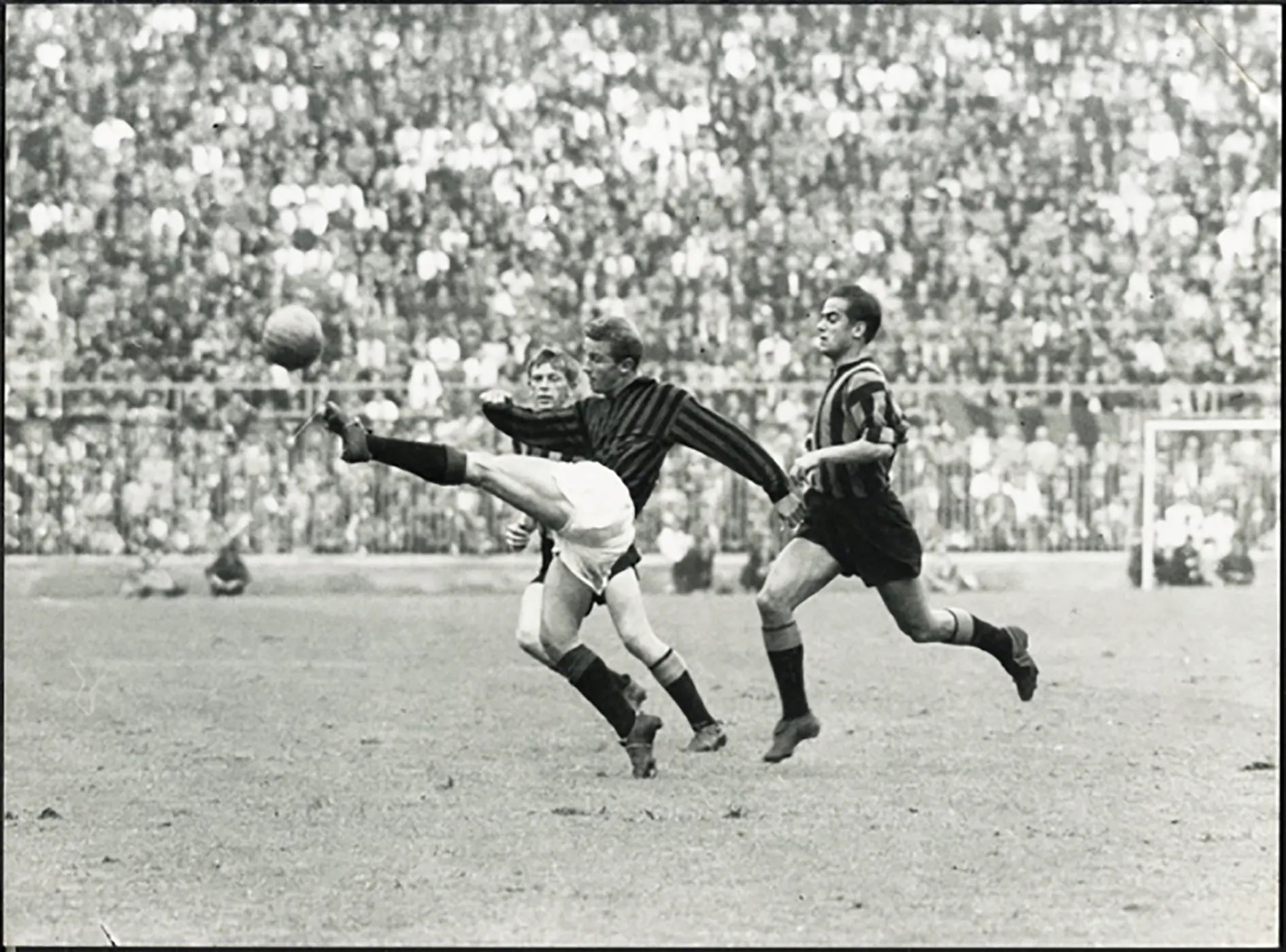 Trapattoni Suarez Derby Milano 1961 Ft 5336 - Stampa 24x18 cm - Farabola Stampa ai sali d'argento