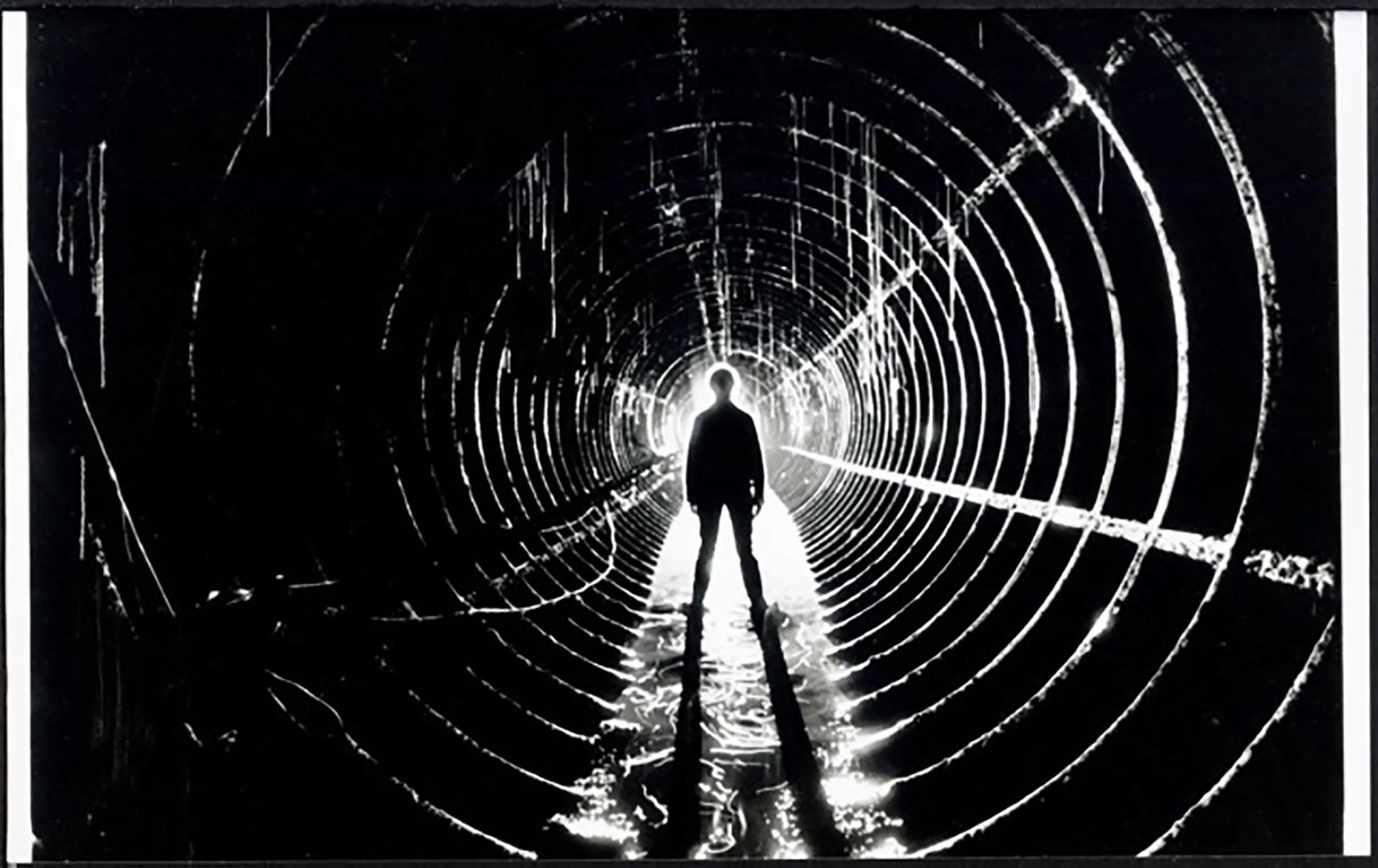 Tunnel metro di Londra 1990 Ft 38047 - Stampa 18x13 cm - Farabola Stampa ai sali d'argento