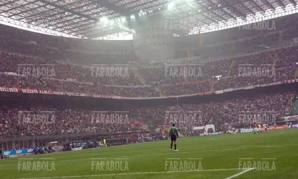 Un momento della partita Milan vs Palermo, Milano, 2005 - Farabola Immagine digitale
