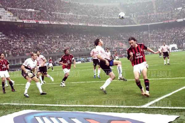 Un momento della partita Milan vs Palermo, Milano, 2005 - Farabola Immagine digitale