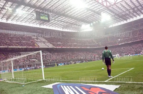 Un momento della partita Milan vs Palermo, Milano, 2005 - Farabola Immagine digitale