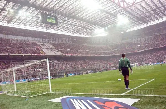 Un momento della partita Milan vs Palermo, Milano, 2005 - Farabola Immagine digitale