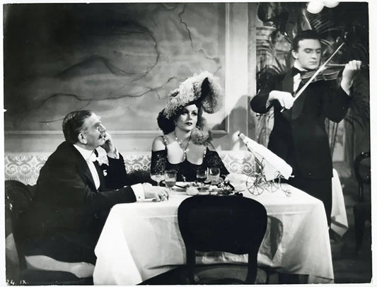 Una scena del film Follie del secolo 1939 Ft 37291 - Stampa 21x27 cm - Farabola Stampa ai sali d'argento