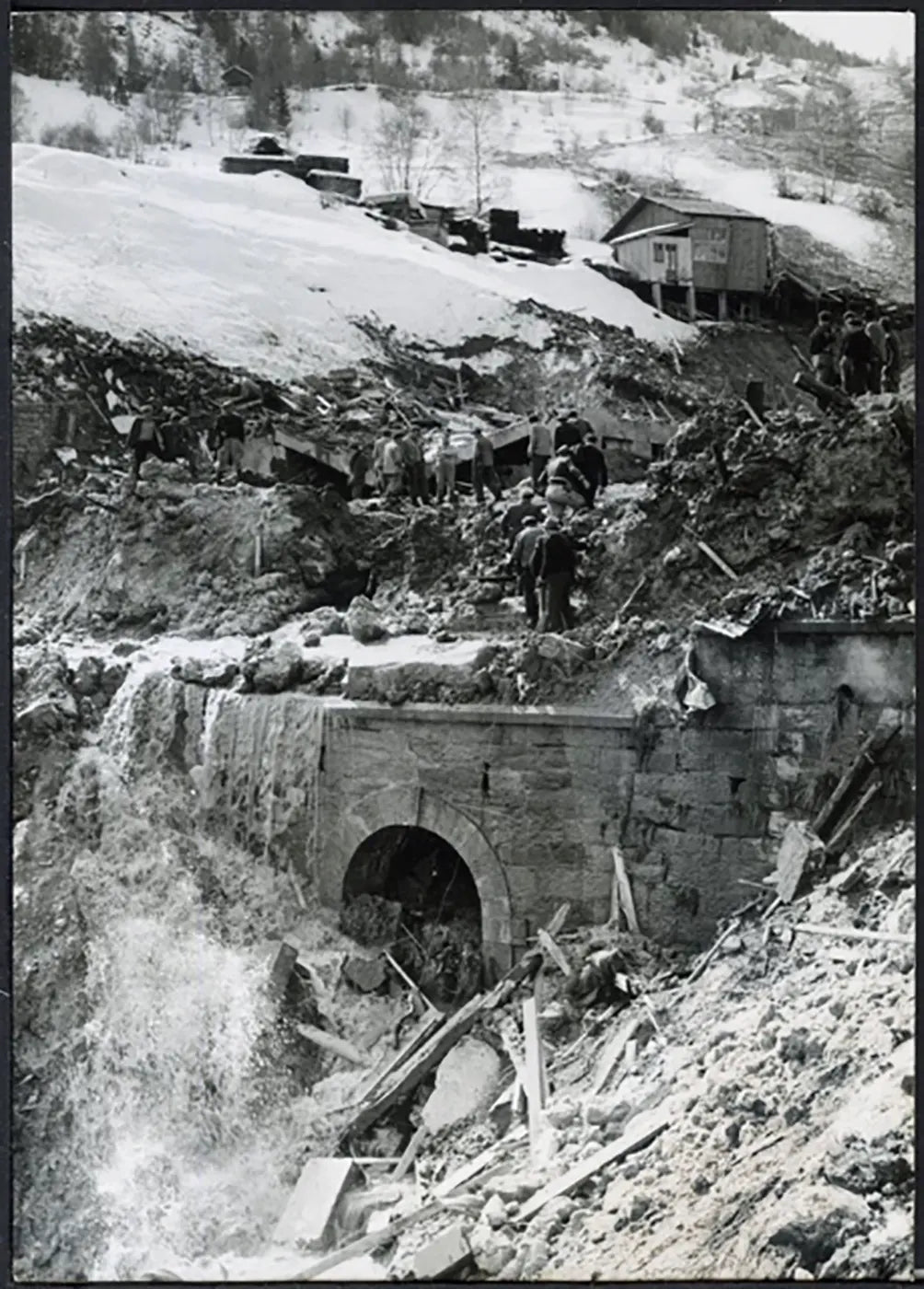 Valanga a Nendaz in Svizzera anni 50 Ft 5217 - Stampa 18x13 cm - Farabola Stampa ai sali d'argento