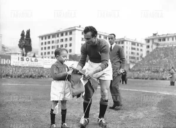 Valentino Mazzola, Italia vs Portogallo, 1949 - Farabola Immagine digitale