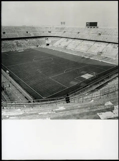 Veduta dello stadio S. Siro Milano 1972 Ft 4148 - Stampa 24x18 cm - Farabola Stampa ai sali d'argento (anni 90)