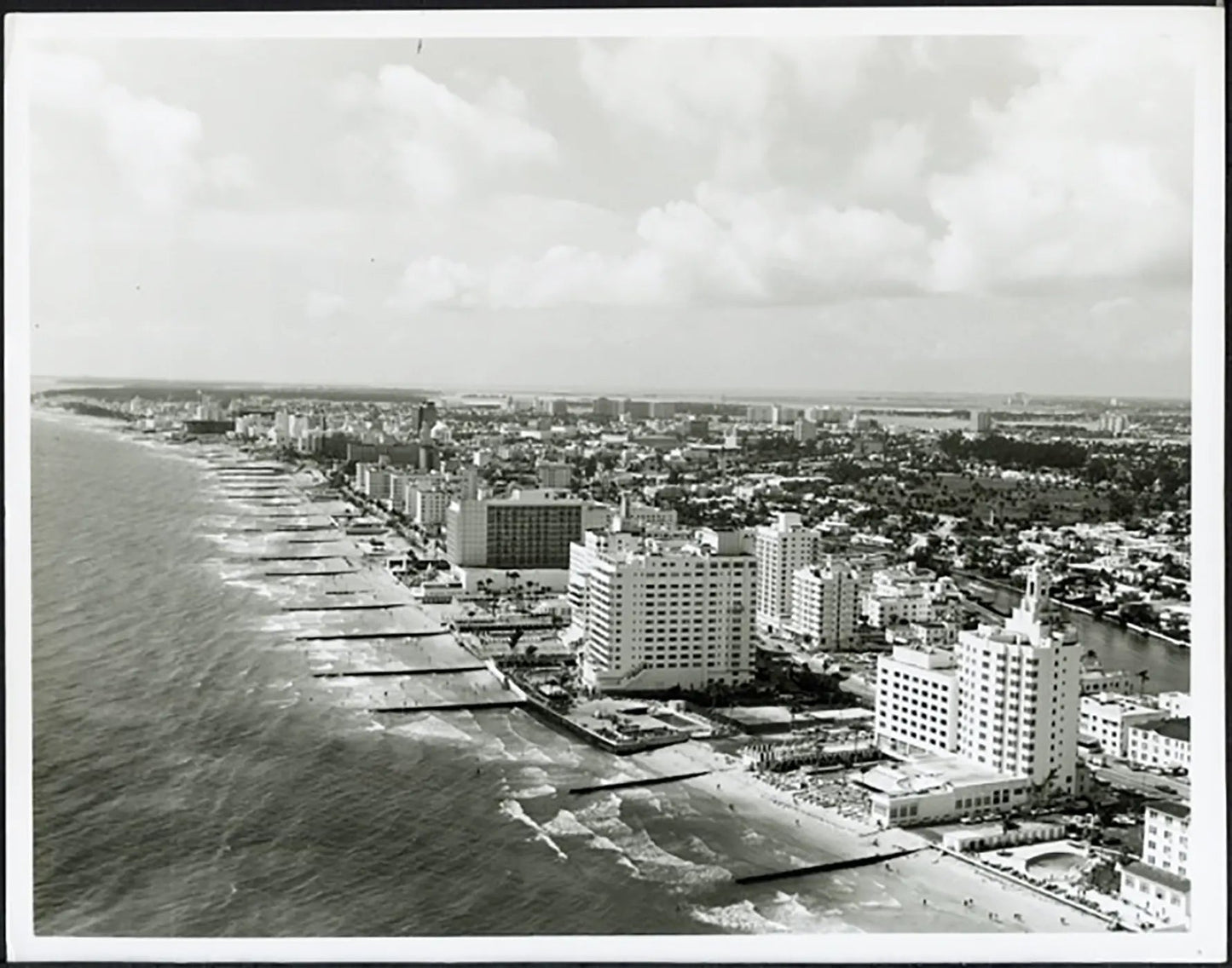 Veduta di Miami Beach anni 60 Ft 37998 - Stampa 20x25 cm - Farabola Stampa ai sali d'argento