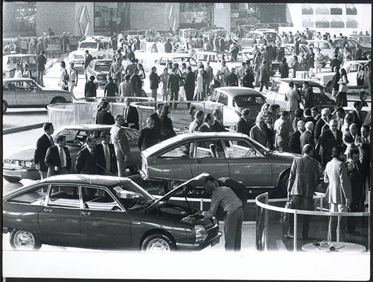 Veduta Salone Auto Parigi 1973 Ft 36518 - Stampa 24x18 cm - Farabola Stampa ai sali d'argento