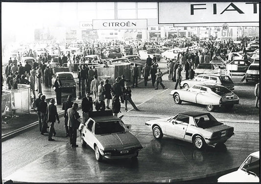 Veduta Salone Auto Parigi 1973 Ft 36520 - Stampa 24x18 cm - Farabola Stampa ai sali d'argento