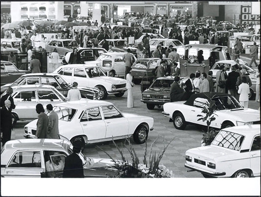 Veduta Salone Auto Parigi 1974 Ft 36670 - Stampa 24x18 cm - Farabola Stampa ai sali d'argento