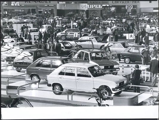 Veduta Salone Auto Parigi 1976 Ft 36693 - Stampa 24x18 cm - Farabola Stampa ai sali d'argento
