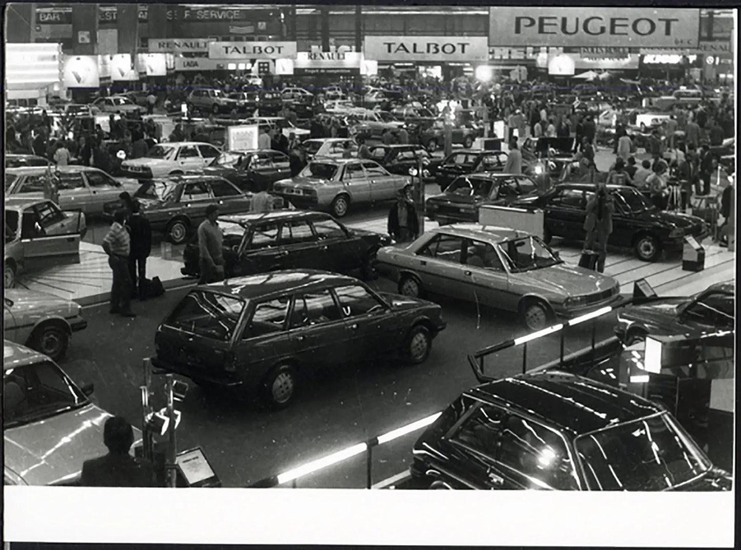 Veduta Salone Auto Parigi 1982 Ft 37162 - Stampa 24x18 cm - Farabola Stampa ai sali d'argento