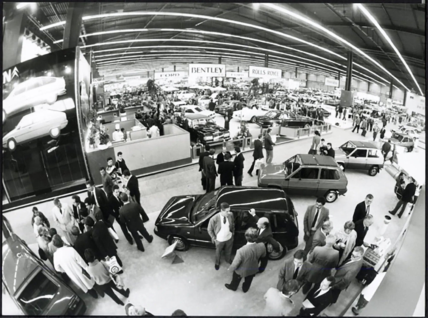 Veduta Salone Auto Parigi 1984 Ft 37173 - Stampa 24x18 cm - Farabola Stampa ai sali d'argento