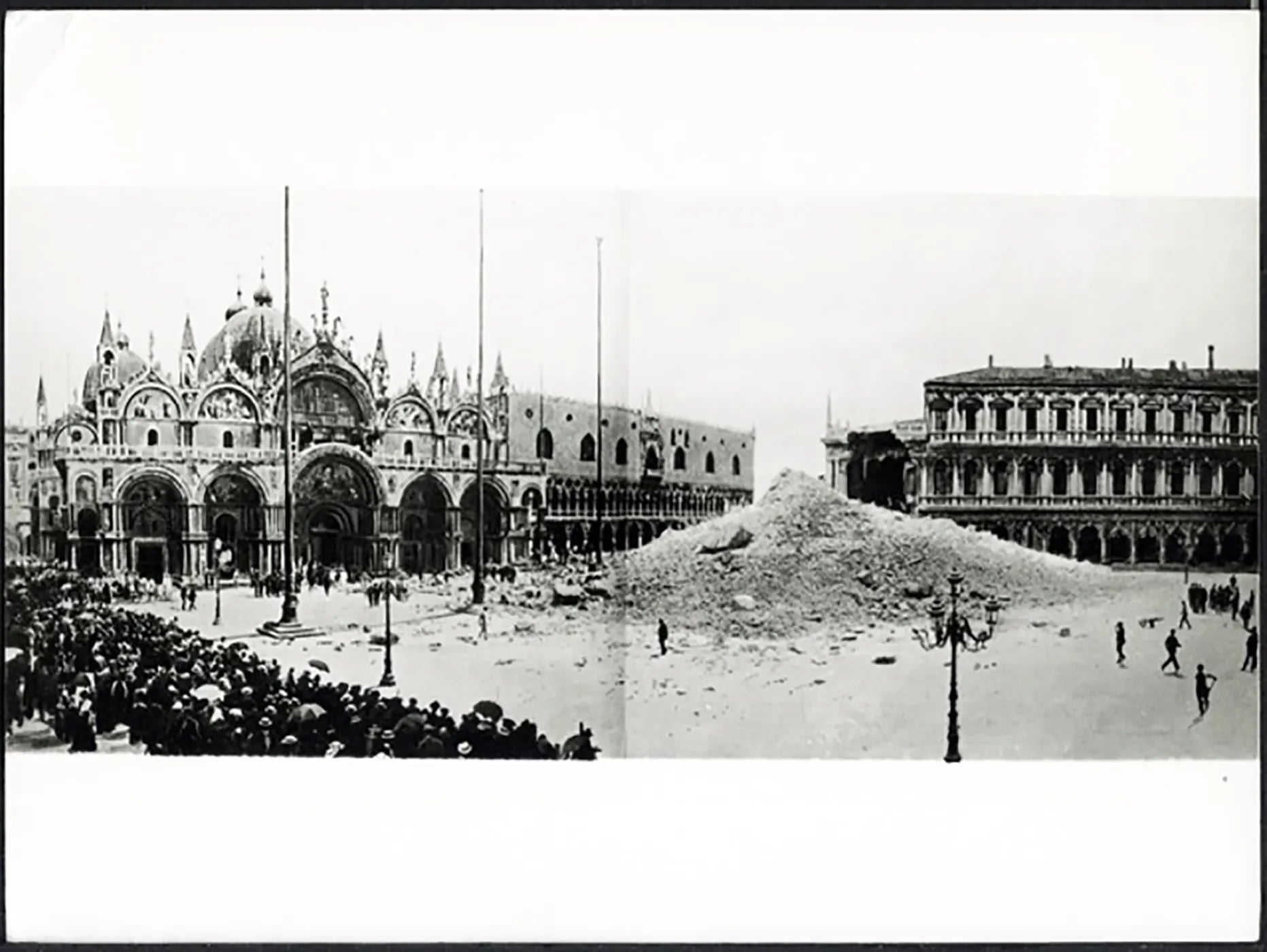 Venezia Crollo Campanile 1902 Ft 37757 - Stampa 24x18 cm - Farabola Stampa ai sali d'argento (anni 90)