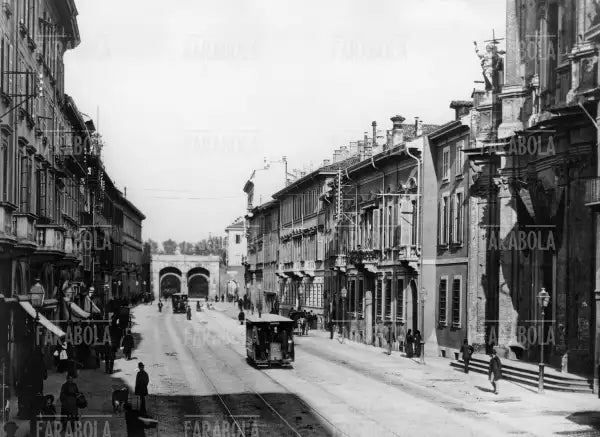 Via Manzoni, Milano, 1908 - Farabola Immagine digitale