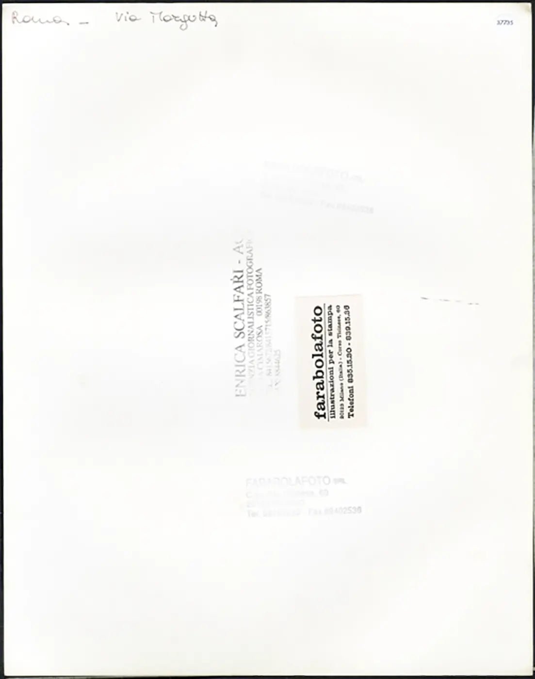 Via Margutta Roma 1985 Ft 37735 - Stampa 24x30 cm - Farabola Stampa ai sali d'argento