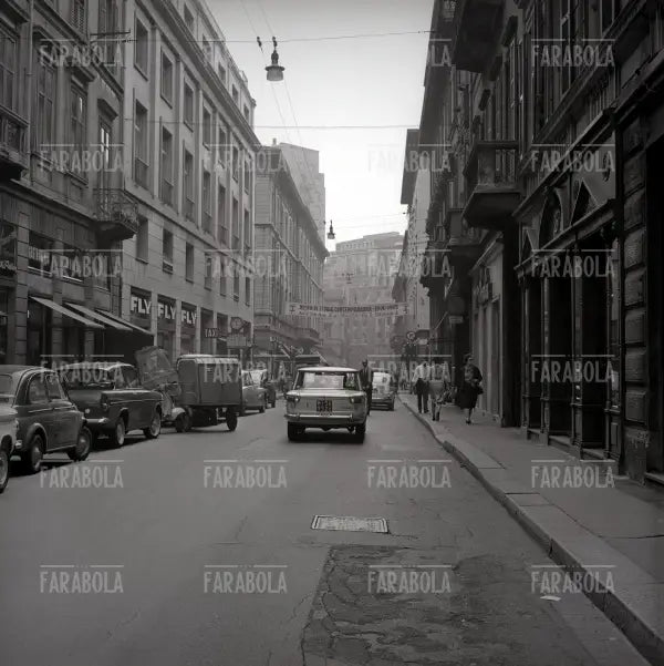 Via Montenapoleone, Milano, 1964 - Farabola Immagine digitale