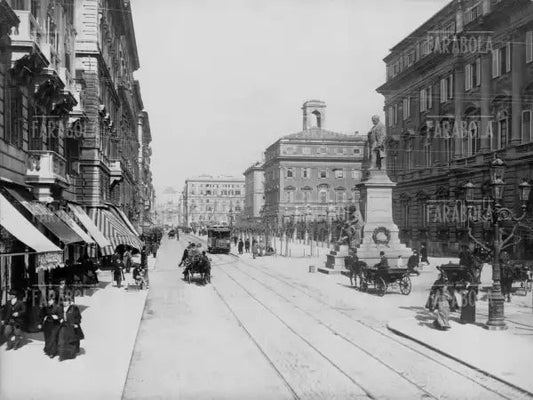 Via XX Settembre, Milano, primi del Novecento - Farabola Immagine digitale