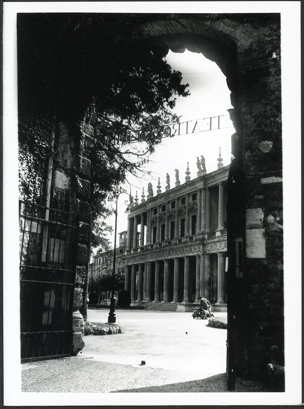 Vicenza Palazzo Chiericati 1963 Ft 36258 - Stampa 24x18 cm - Farabola Stampa ai sali d'argento (anni 90)