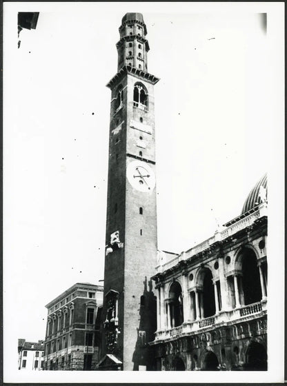 Vicenza Torre della Piazza 1963 Ft 36176 - Stampa 24x18 cm - Farabola Stampa ai sali d'argento (anni 90)