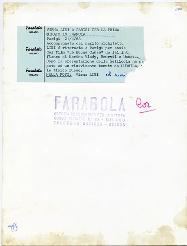 Virna Lisi con il marito a Parigi 1963 Ft 37260 - Stampa 21x27 cm - Farabola Stampa ai sali d'argento
