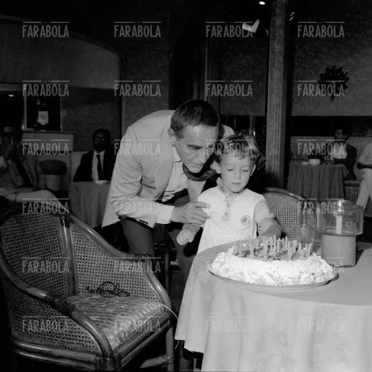 Vittorio Gassman con il figlio Jacopo, Festival di Venezia, 1985 - Farabola Immagine digitale