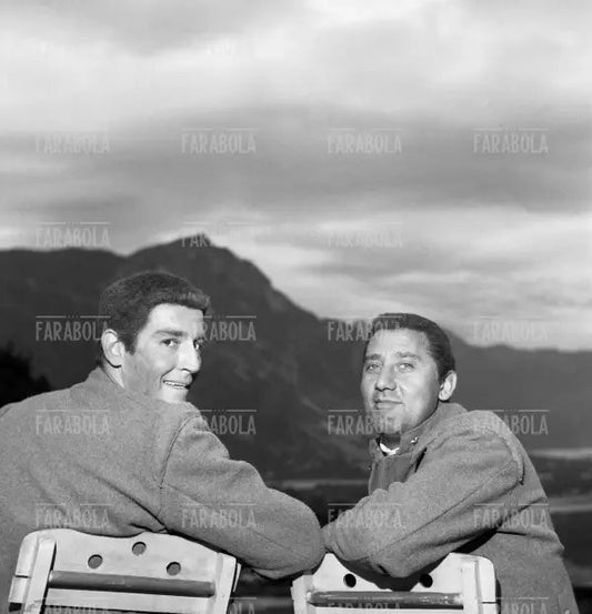 Vittorio Gassman e Alberto Sordi sul set del film La grande guerra, 1959 - Farabola Immagine digitale