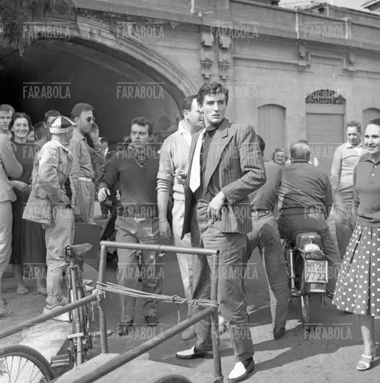Vittorio Gassman sul set del film Audace colpo dei soliti ignoti, 1959 - Farabola Immagine digitale