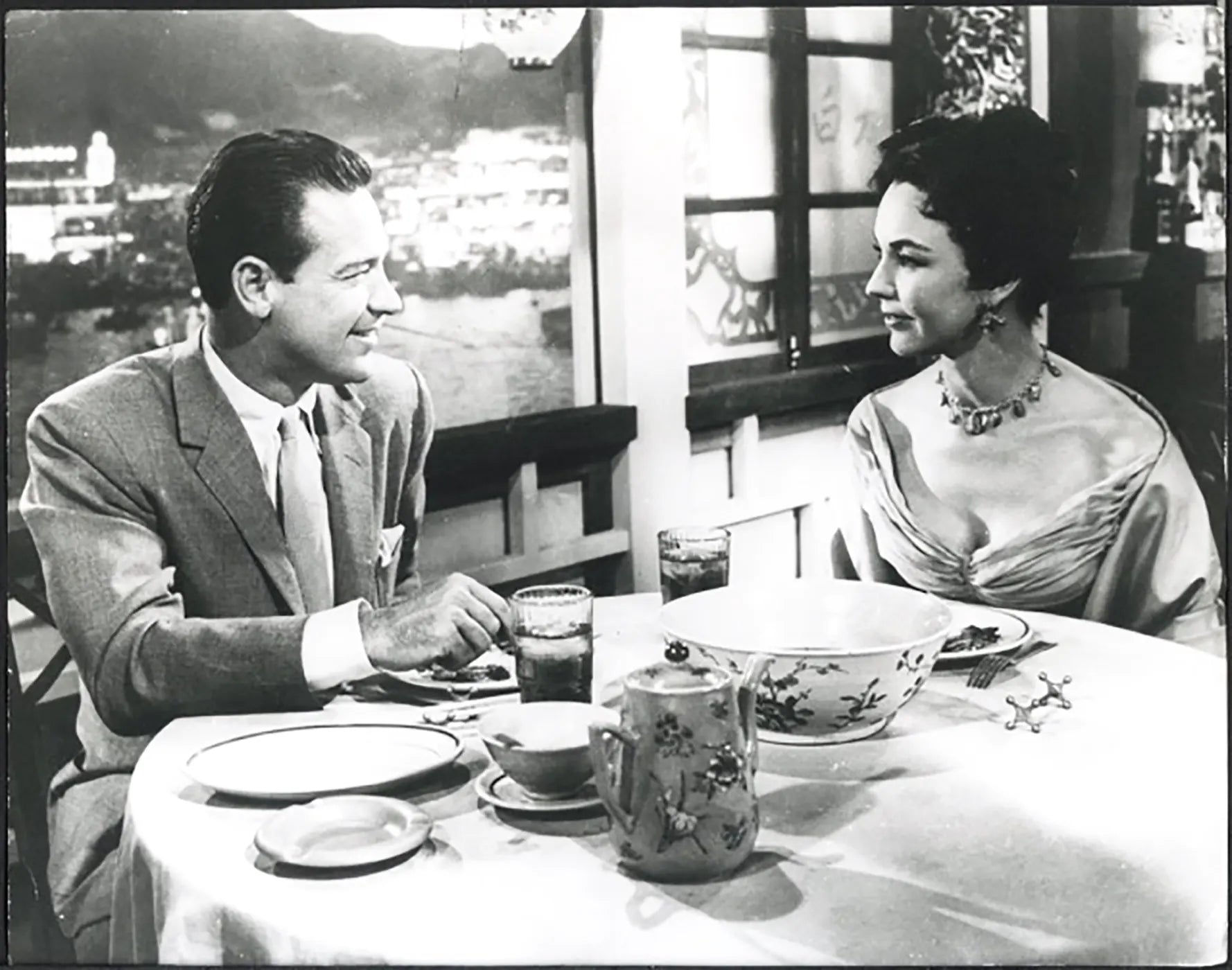 William Holden Jennifer Jones 1955 Ft 37554 - Stampa 21x27 cm - Farabola Stampa ai sali d'argento