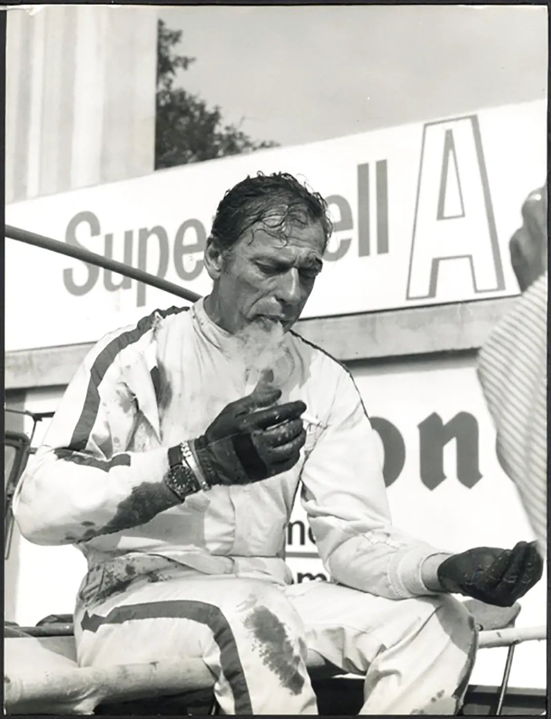 Yves Montand sul set di Grand Prix 1966 Ft 37828 - Stampa 21x27 cm - Farabola Stampa ai sali d'argento