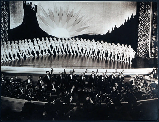 Chorus Girls 1930 Ft 222 - Stampa 30x24 cm - Farabola Stampa ai sali d'argento